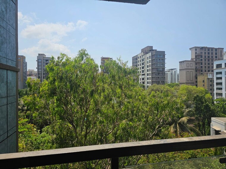 Balcony, sabari-mira 2 Bedroom 750 Sq.Ft. Apartment In Chembur Mumbai 10499422