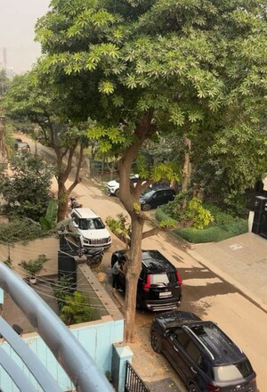 2 BHK Builder Floor – Exterior View View at Sushant Lok ii - for Rent