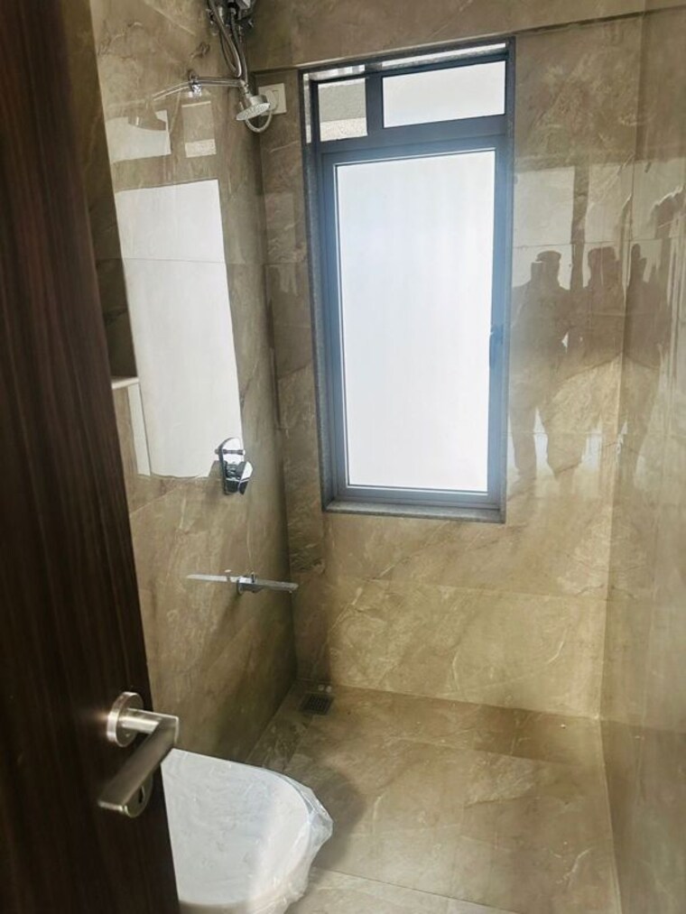 Bathroom, shanti-chs-chembur 2 Bedroom 800 Sq.Ft. Apartment In Chembur Mumbai 10499442