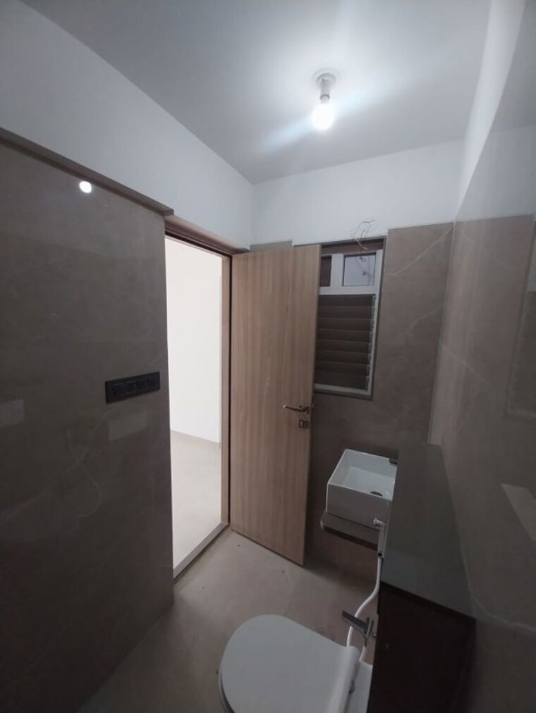 Bathroom, sandesh nagar 2 Bedroom 676 Sq.Ft. Apartment In Sandesh Nagar Mumbai 10499341