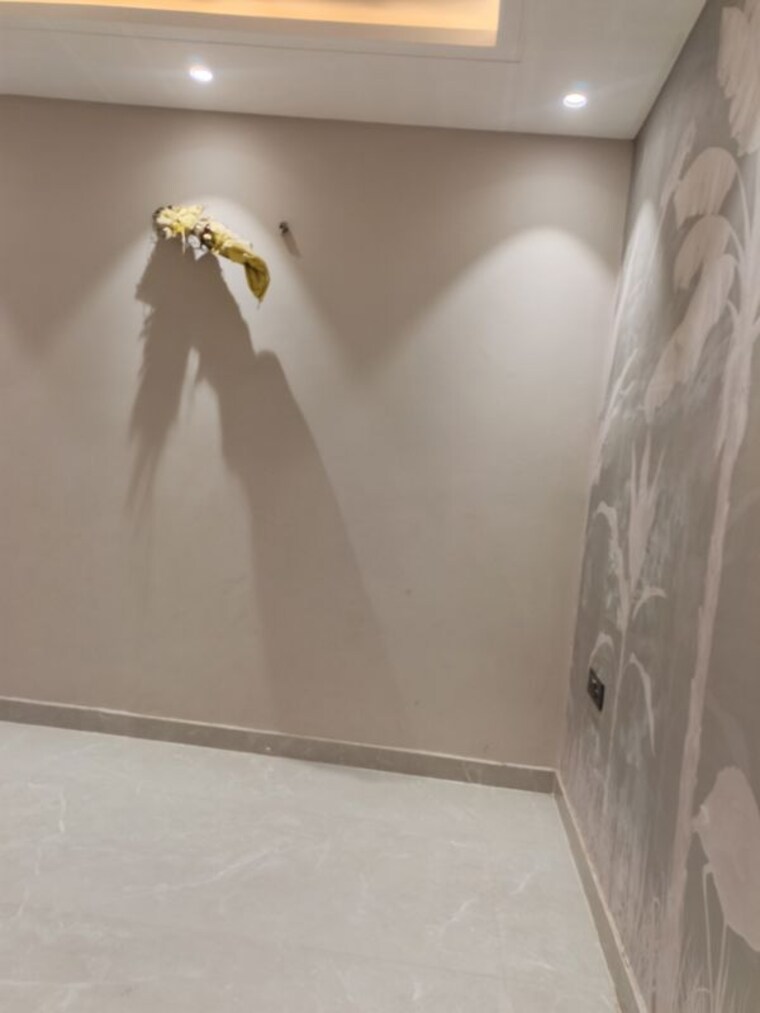Bathroom, puri-vip-floors 4 Bedroom 300 Sq.Ft. Builder Floor In Sector 81 Faridabad 10499452