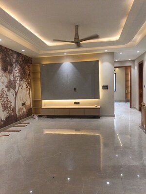 Living Room in 4 BHK Builder Floor at Puri Vip Floors, Sector 81 – for Rent