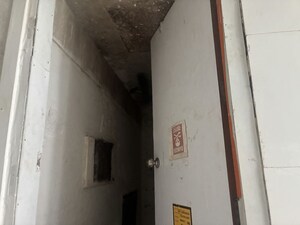 Building Lobby in  Showroom at Sector 51 – for Rent