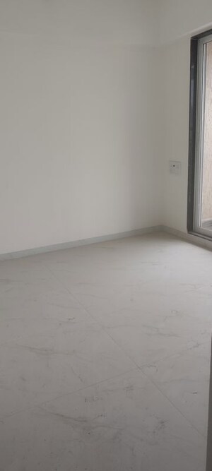 Room in 1 BHK Apartment at Anant Metropolis Insignia Towers, Kasarvadavali – for Rent