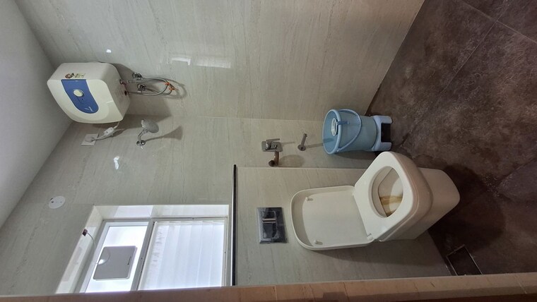 Bathroom, keerthi-westwinds 5 Bedroom 4000 Sq.Ft. Villa In Narsingi Hyderabad 10499503