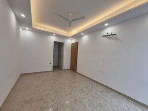 Room in 3 BHK Builder Floor at Saket – for Sale