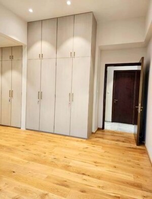 Building Lobby in 3 BHK Apartment at Oberoi Enigma, Mulund West – for Sale