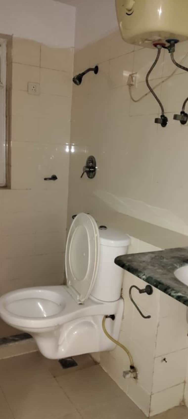 Bathroom, puri-vip-floors 3 Bedroom 1600 Sq.Ft. Builder Floor In Sector 81 Faridabad 10499530