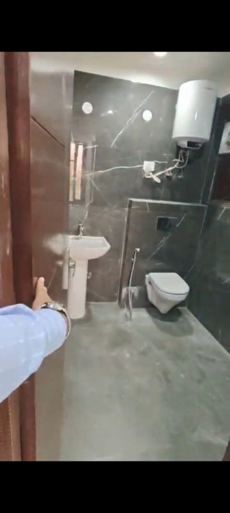 Bathroom, mehrauli 3 Bedroom 1200 Sq.Ft. Builder Floor In Mehrauli Delhi 10499538
