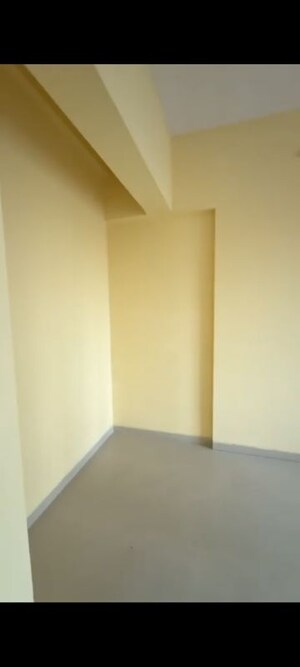 Room in 3 BHK Apartment at Dosti Imperia Phase I, Ghodbunder Road – for Rent