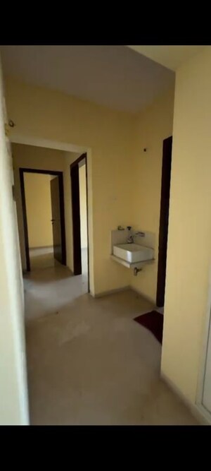Room in 3 BHK Apartment at Dosti Imperia Phase I, Ghodbunder Road – for Rent
