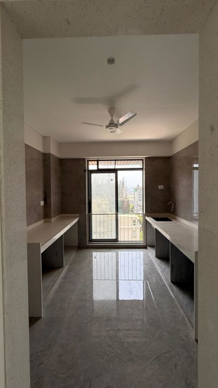Kitchen, nhp-meghdoot 3 Bedroom 2000 Sq.Ft. Apartment In Vile Parle West Mumbai 10499555