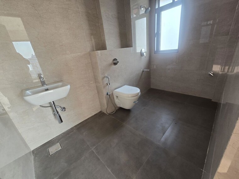 Bathroom, louisandra-apartment 2 Bedroom 890 Sq.Ft. Apartment In Dadar West Mumbai 10499576