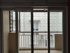 Room in 3 BHK Apartment at Madhapur – for Sale