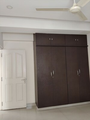 Furnished Amenities in 3 BHK Apartment at Madhapur – for Sale