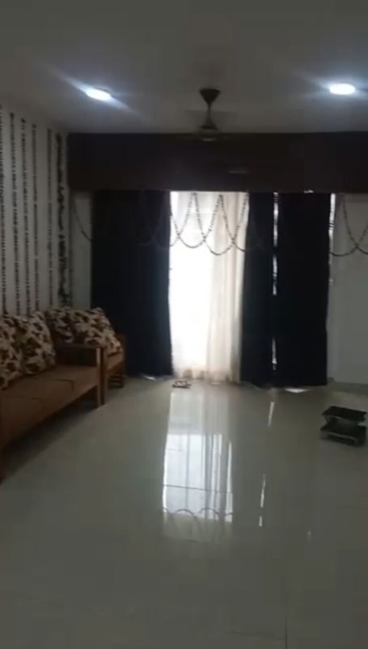 Living Room, rishita-mulberry-heights 3.5 Bedroom 1965 Sq.Ft. Apartment In Sushant Golf City Lucknow 10499546