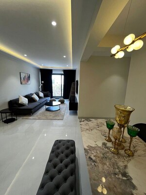 Team Area in 2 BHK Apartment at Prabhadevi – for Sale