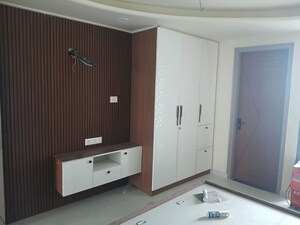 Room in 4 BHK Penthouse at Tilak Nagar – for Sale