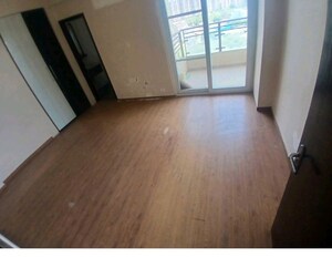 Room in 4 BHK Apartment at Tulip Violet, Sector 69 – for Sale