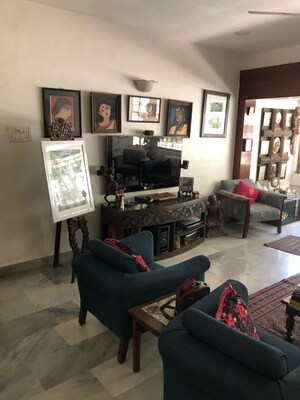 Living Room in 3 BHK Apartment at Sandesh Nagar – for Rent
