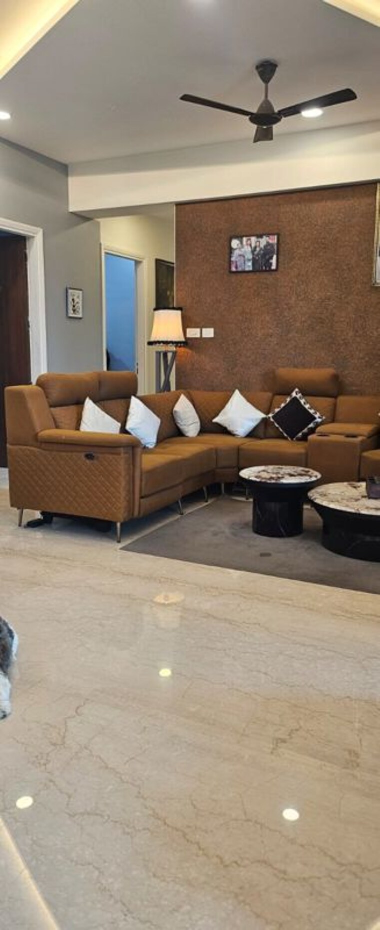 Living Room, windsor-grande-residences 4 Bedroom 2300 Sq.Ft. Apartment In Andheri West Mumbai 10499697