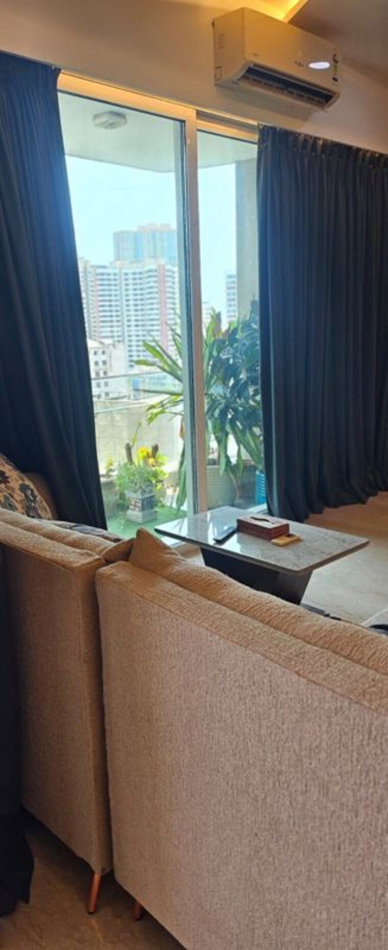 Living Room, windsor-grande-residences 4 Bedroom 2300 Sq.Ft. Apartment In Andheri West Mumbai 10499697