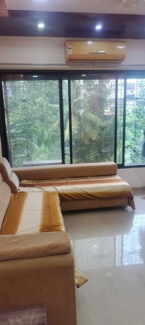Furnished Amenities in 1 BHK Apartment at Amit Estate, Andheri West – for Rent