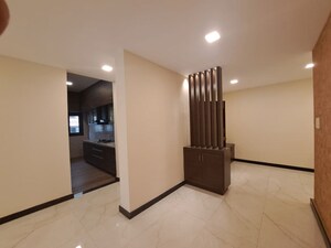 Room in 3 BHK Builder Floor at Hrbr Layout – for Rent