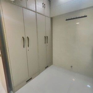 Room in 1 RK Apartment at Sandesh Nagar – for Rent