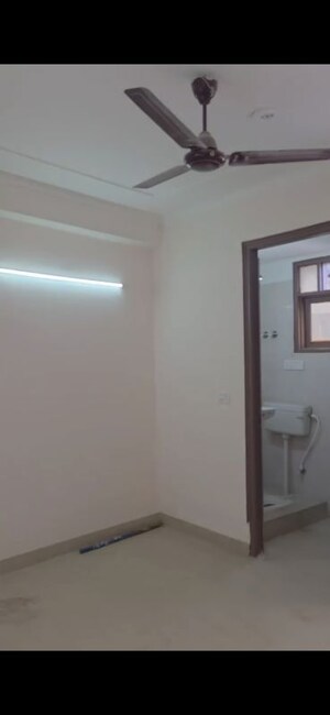 Room in 2 BHK Builder Floor at Khanpur – for Sale