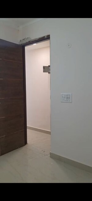 Room in 2 BHK Builder Floor at Khanpur – for Sale