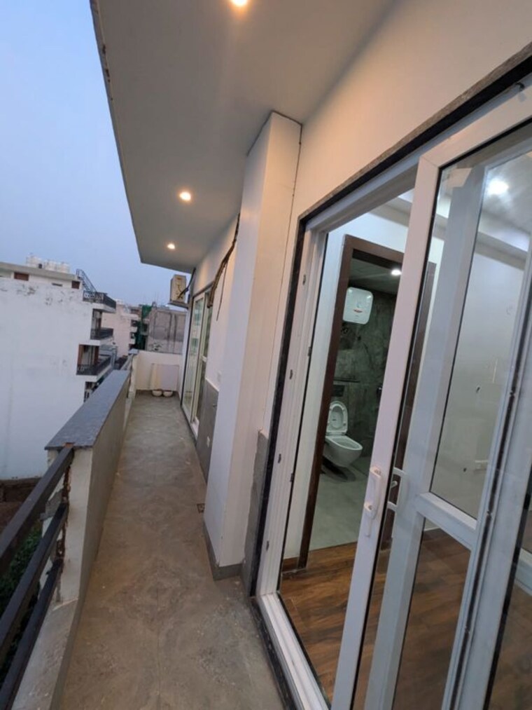 Balcony, sector 57 3 Bedroom 1800 Sq.Ft. Builder Floor In Sector 57 Gurgaon 10499854