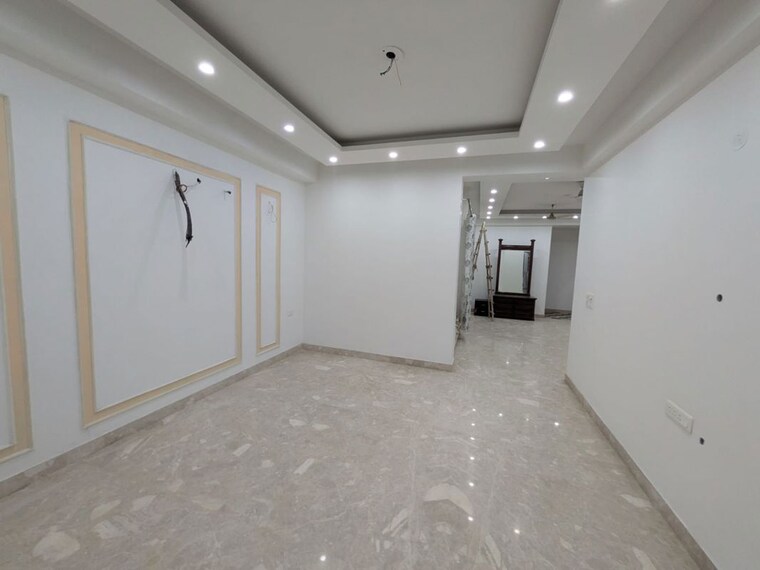 Room, sector 57 3 Bedroom 1800 Sq.Ft. Builder Floor In Sector 57 Gurgaon 10499854