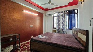 Bedroom in 2 BHK Builder Floor at Saket – for Rent