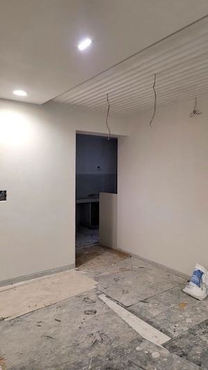 Room in 1 BHK Apartment at Dream Arihant Niwara Sky, Sion – for Sale