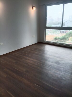 Room in 3 BHK Apartment at Conscient Hines Elevate, Sector 59 – for Rent