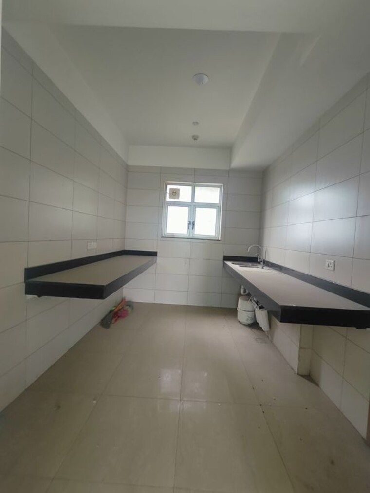 Kitchen, tata-gurgaon-gateway 3.5 Bedroom 2575 Sq.Ft. Apartment In Sector 112 Gurgaon 10499938