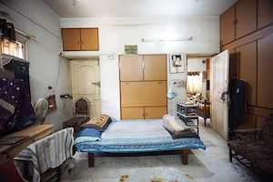 Living Room in 4 BHK Independent House at Ambawadi – for Sale