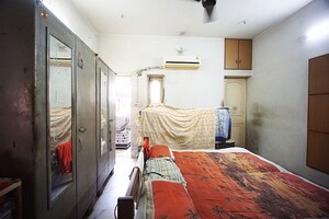 Bedroom in 4 BHK Independent House at Ambawadi – for Sale