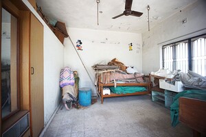 Bedroom in 4 BHK Independent House at Ambawadi – for Sale