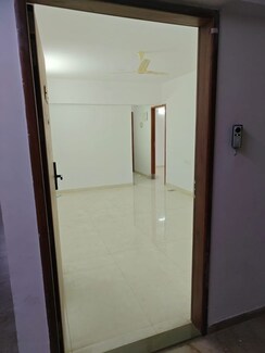 2 BHK Apartment For Rent in ARC Finezza