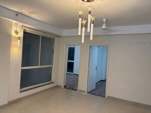 Room in 2 BHK Apartment at Imperia Esfera, Sector 37c – for Rent
