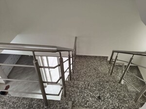 Staircase in 3 BHK Apartment at Saket – for Rent