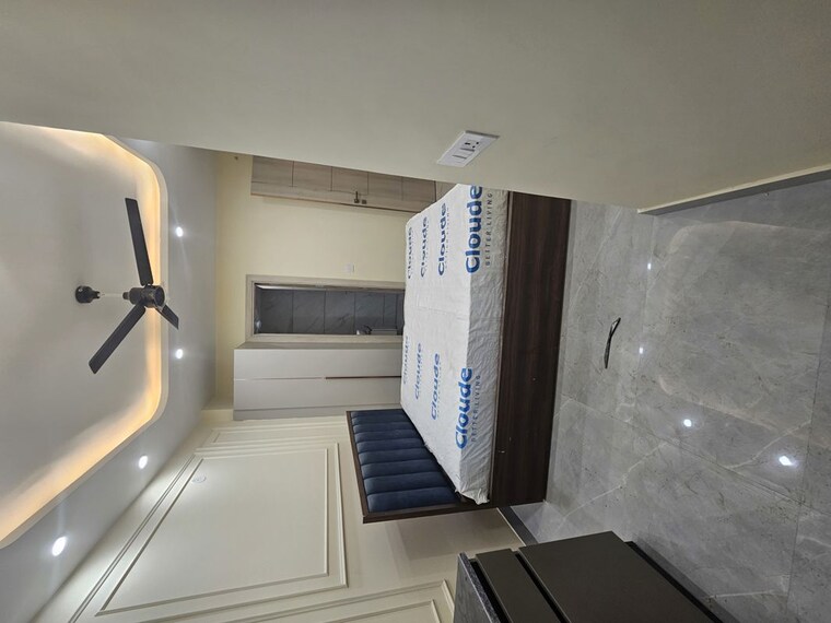 Kitchen, dlf phase v Studio 300 Sq.Ft. Builder Floor In Dlf Phase V Gurgaon 10500042