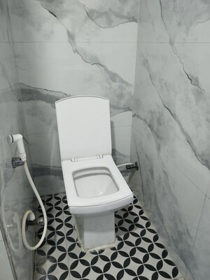 Bathroom in 4 BHK Apartment at Panchsheel Vihar – for Rent