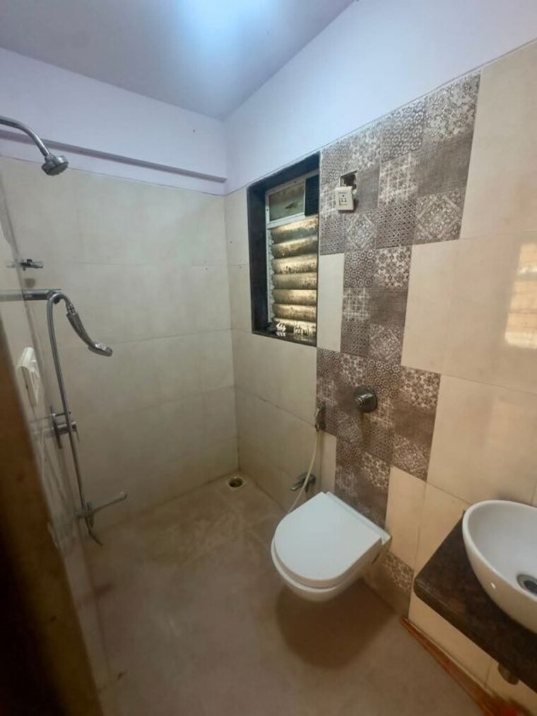 Bathroom, kyraa-ariso-apartment 2 Bedroom 700 Sq.Ft. Apartment In Chembur Mumbai 10500095