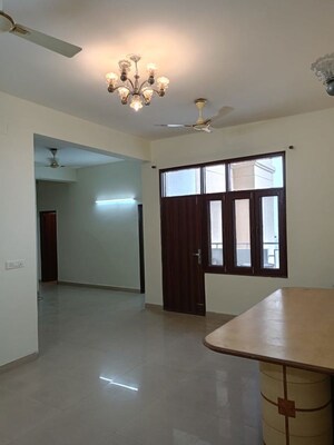 Room in 4 BHK Apartment at Civitech Sampriti, Sector 77 – for Rent
