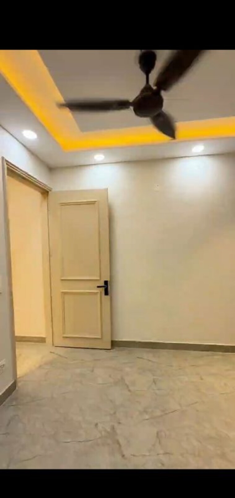 Room, dwarka mor 3 Bedroom 675 Sq.Ft. Builder Floor In Dwarka Mor Delhi 10500106