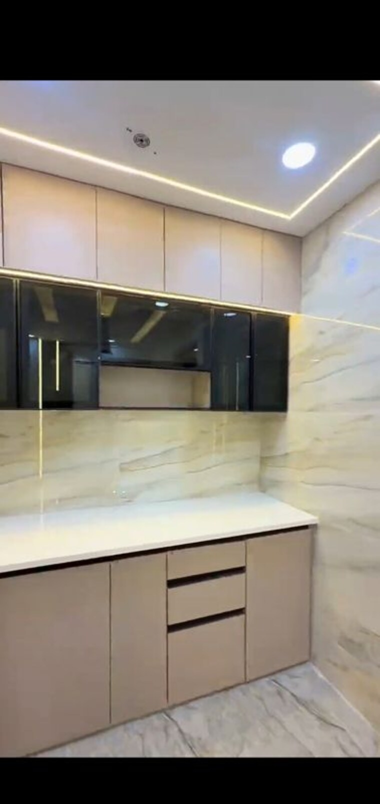 Kitchen, dwarka mor 3 Bedroom 675 Sq.Ft. Builder Floor In Dwarka Mor Delhi 10500106