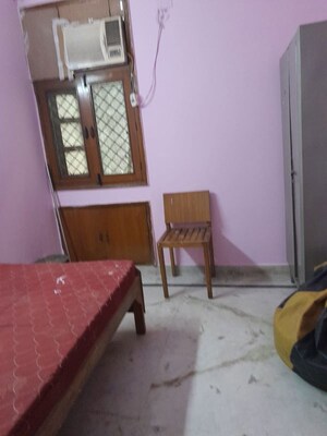 Living Room in 1 BHK Independent House at Sector 50 – for Rent